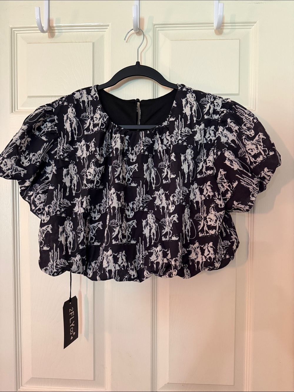 2 Fly Co. Black Western Print Puff Sleeve Crop Top